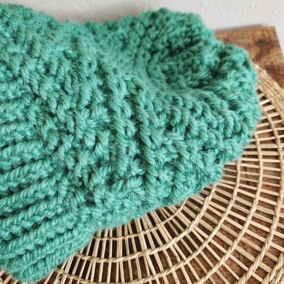 Green Handmade Zig Zag Pattern Knit Winter/Fall Hat - Picture 5 of 5
